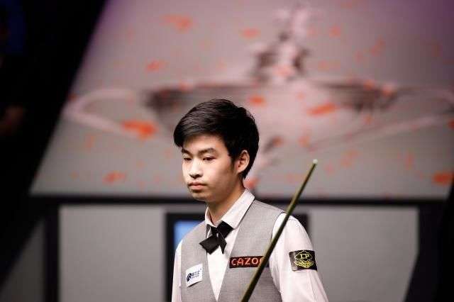 的防守拼抢 的防守拼抢